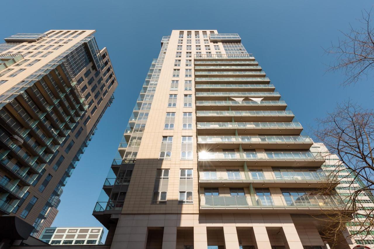 Platinum Towers Apartment With Parking By Renters Prestige Warszawa Eksteriør bilde