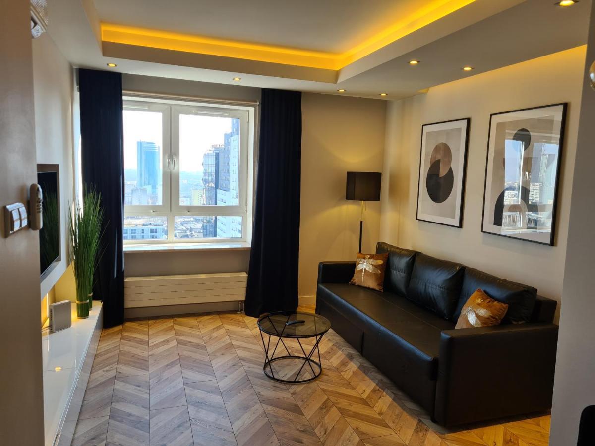 Platinum Towers Apartment With Parking By Renters Prestige Warszawa Eksteriør bilde